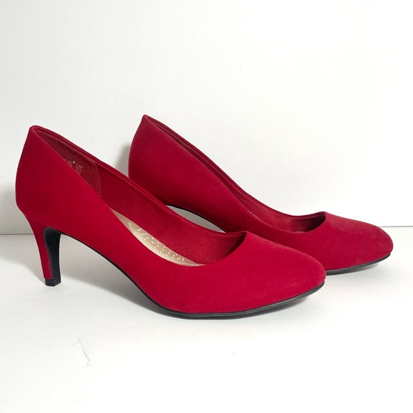 Round Toe Faux Suede Pumps! - Picture 2 of 6
